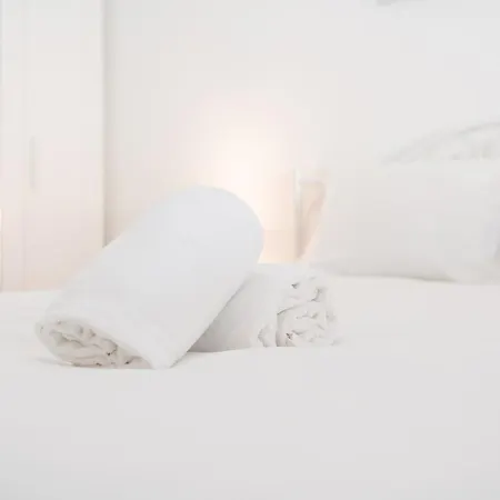 Appartamento Guestready - Modern Cosy With A Terrace Oporto